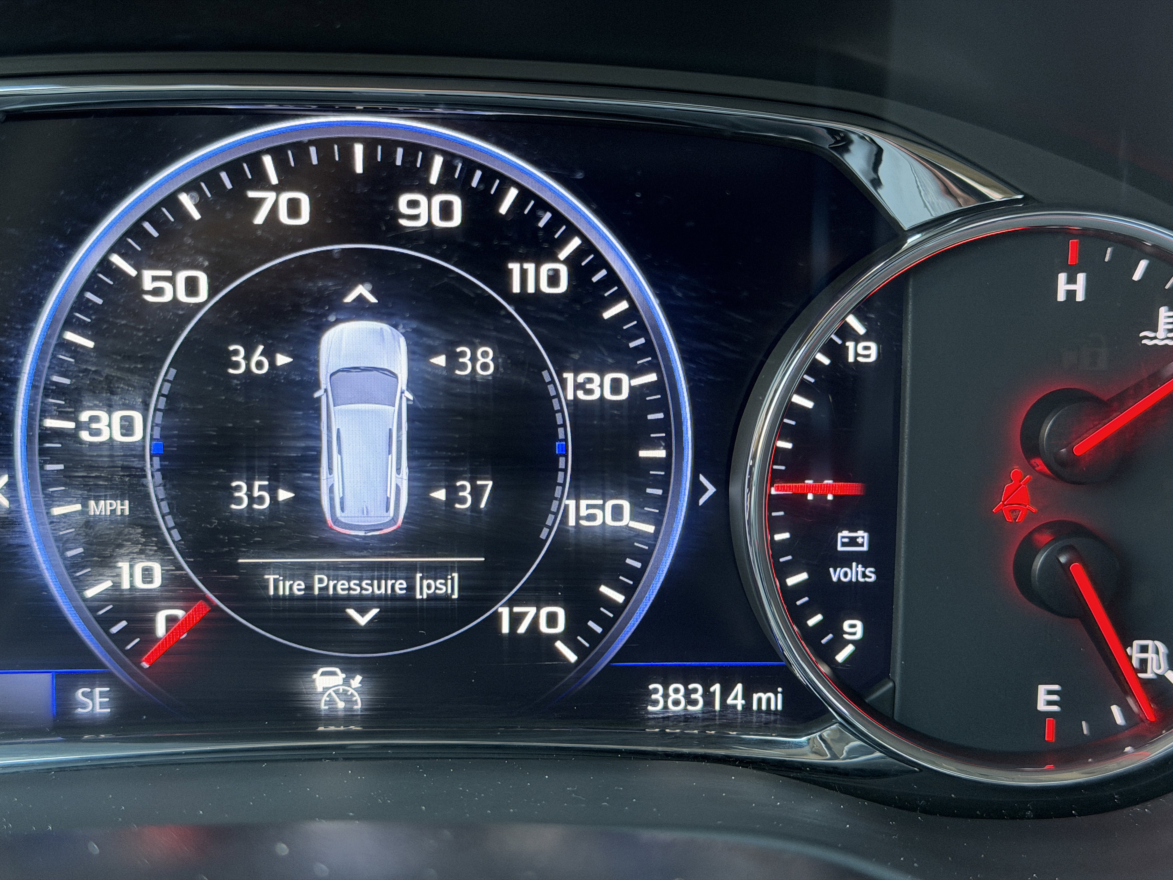 Used 2023 GMC Acadia Denali w/ Denali Ultimate Package image 2