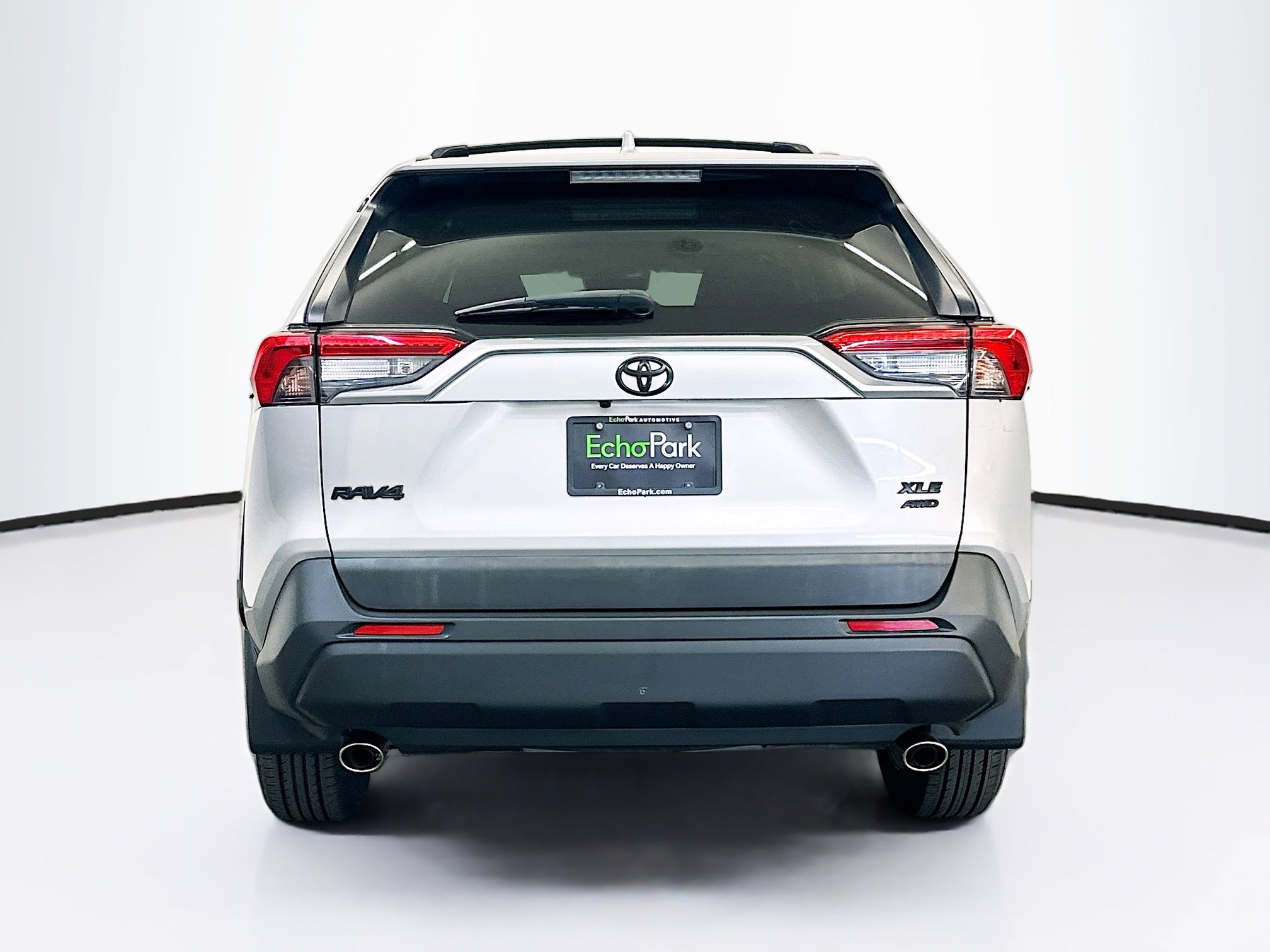 Used 2019 Toyota RAV4 XLE w/ Convenience Package AWD/4WD image 7