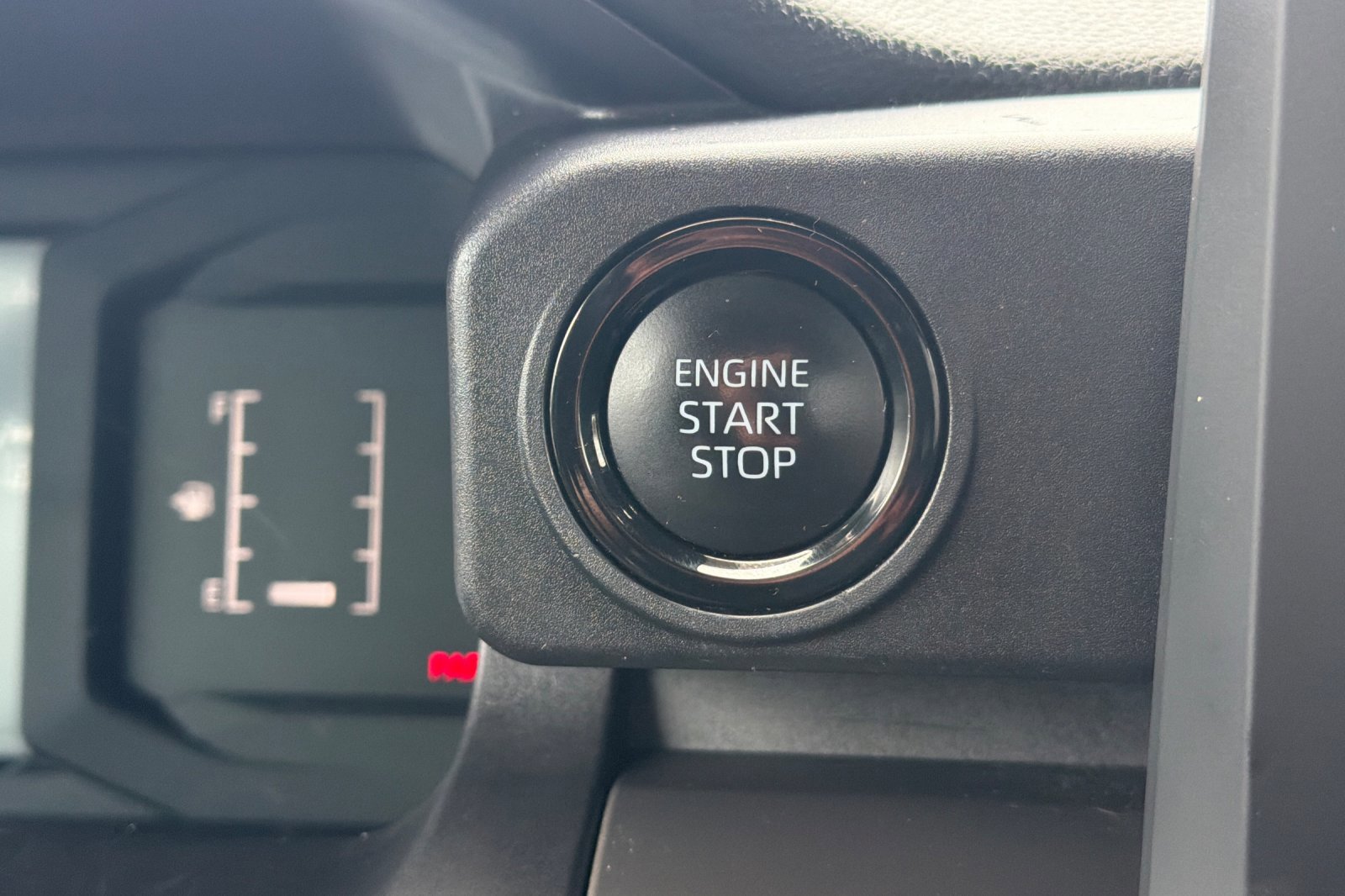 Certified 2024 Toyota Tacoma SR5 image 20