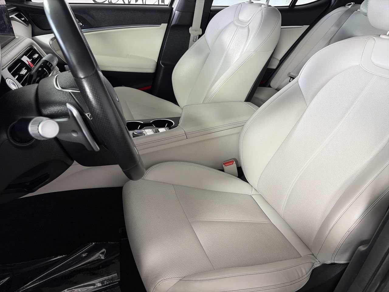 Used 2025 Genesis G70 2.5T AWD/4WD image 20