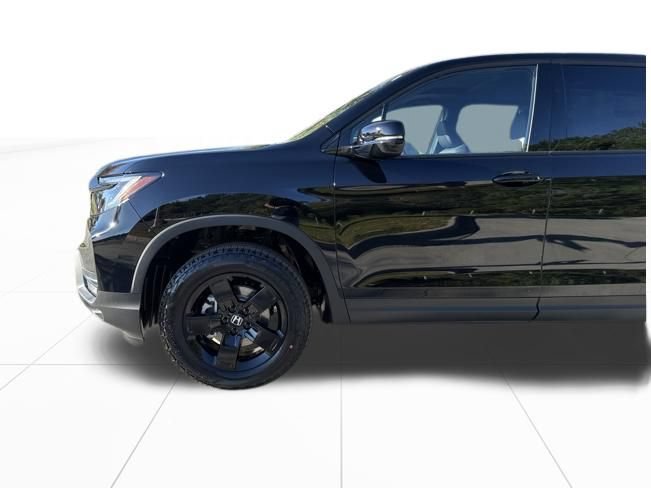 Certified 2026 Honda Ridgeline Black Edition image 11