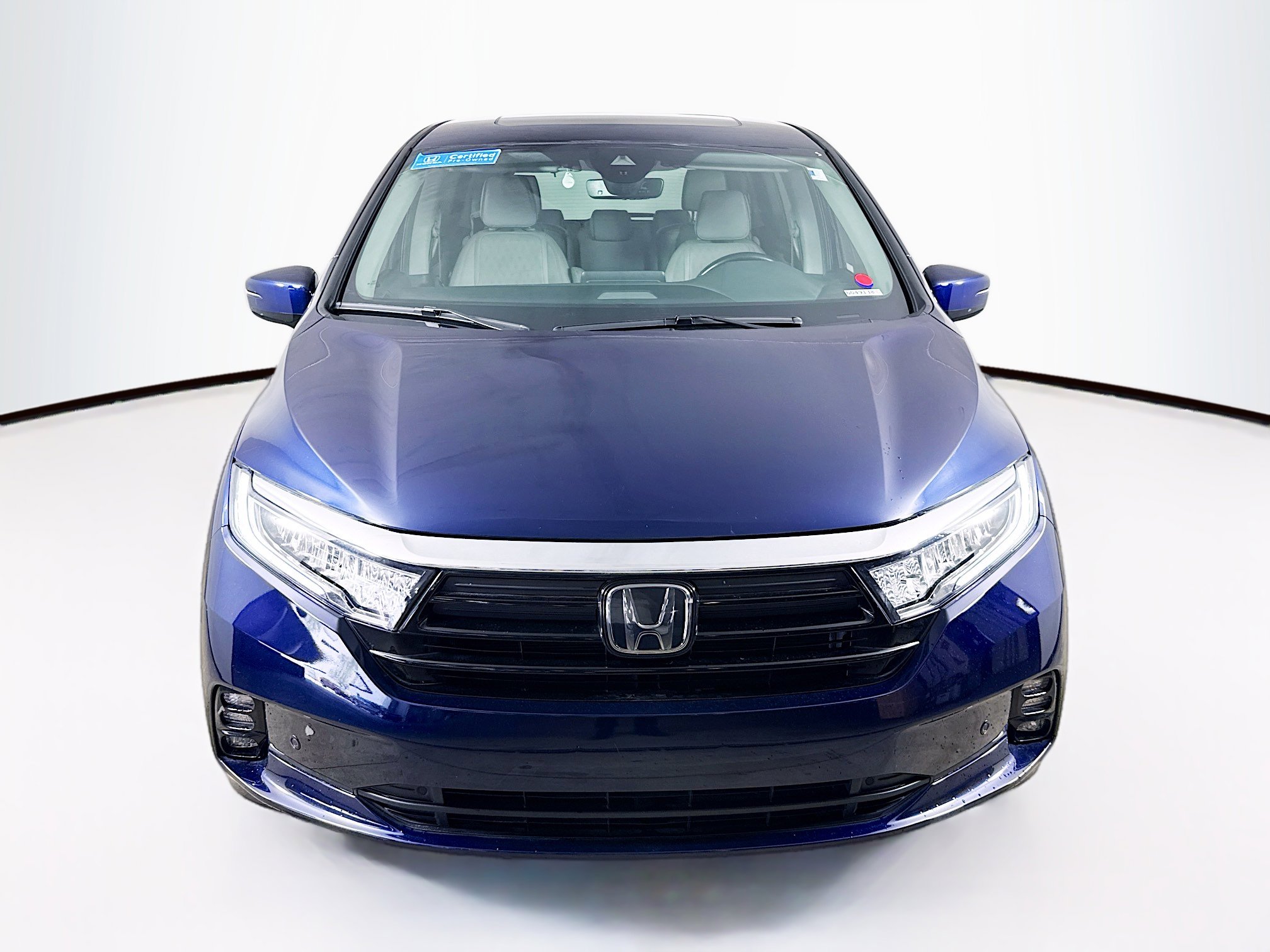 Used 2023 Honda Odyssey Elite image 3