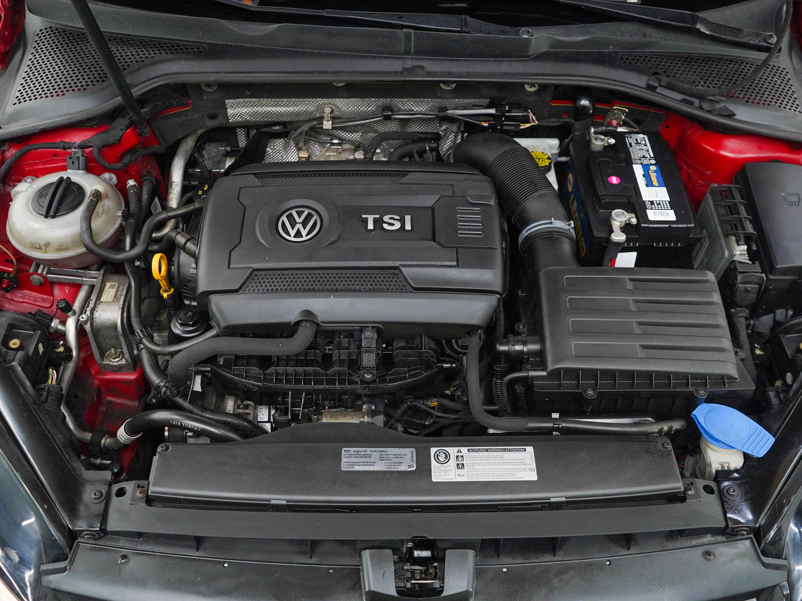 Used 2016 Volkswagen Golf S FWD image 30