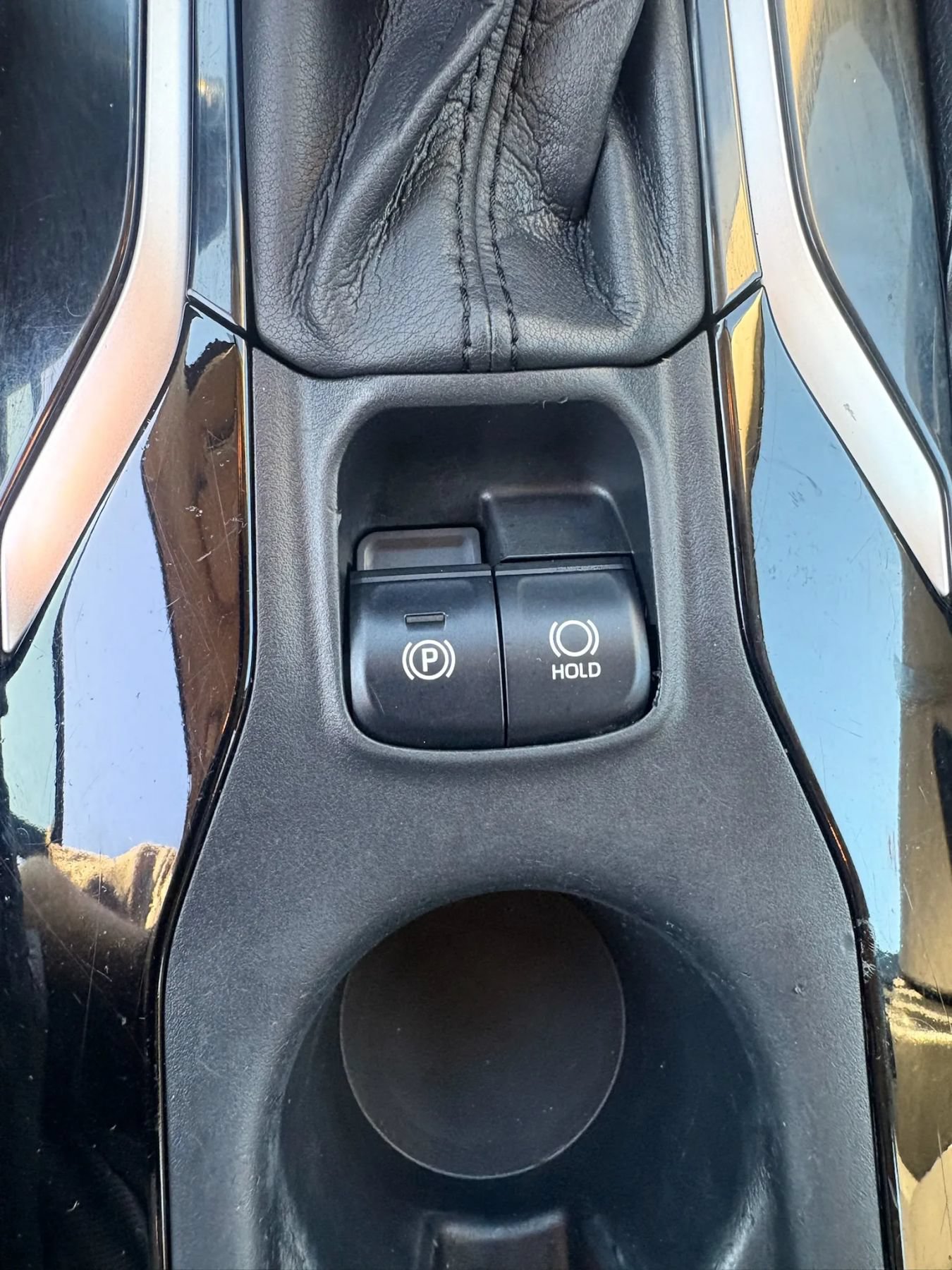 Used 2020 Toyota Corolla LE FWD image 21