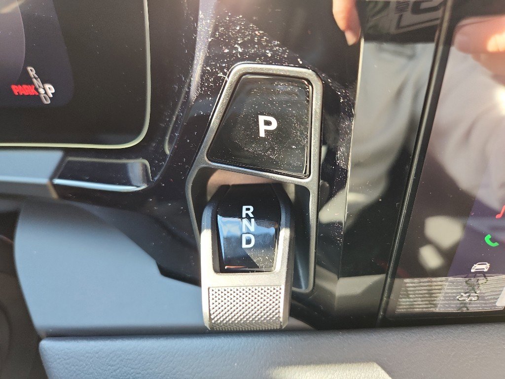 New 2026 Porsche Macan 4S Electric image 25