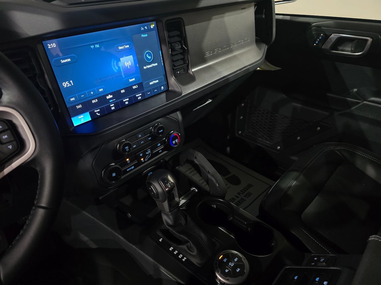 New 2025 Ford Bronco Badlands w/ Sasquatch Package AWD/4WD image 22