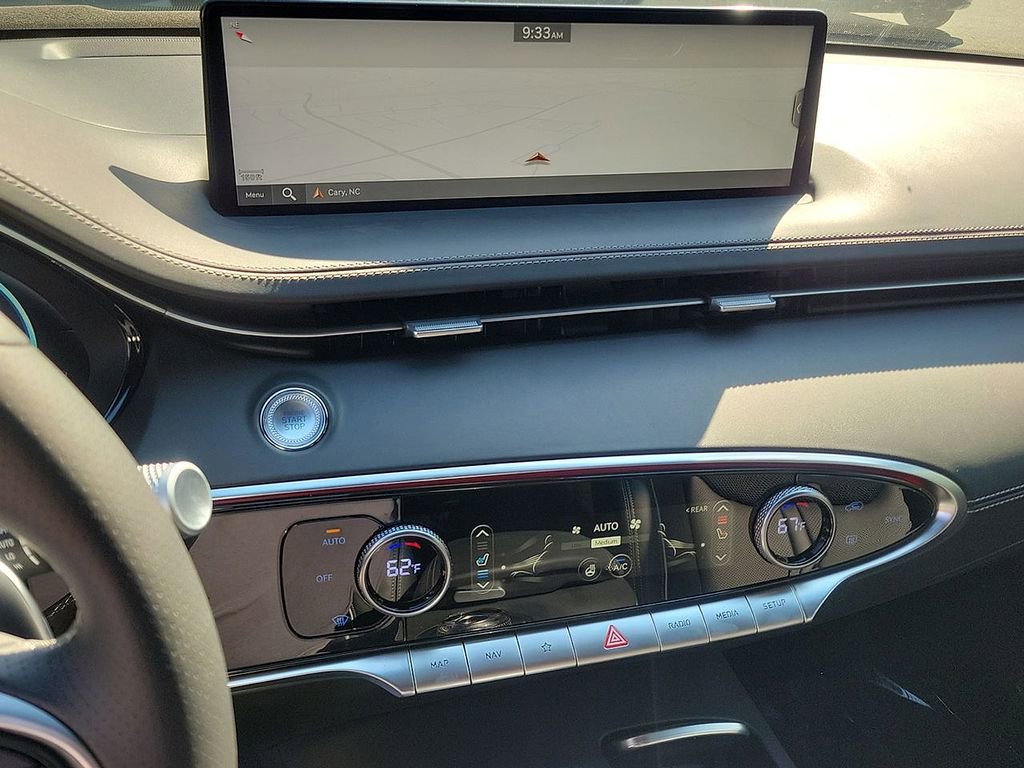 Used 2024 Genesis GV70 2.5T Sport Prestige w/ Sport Prestige Package image 16