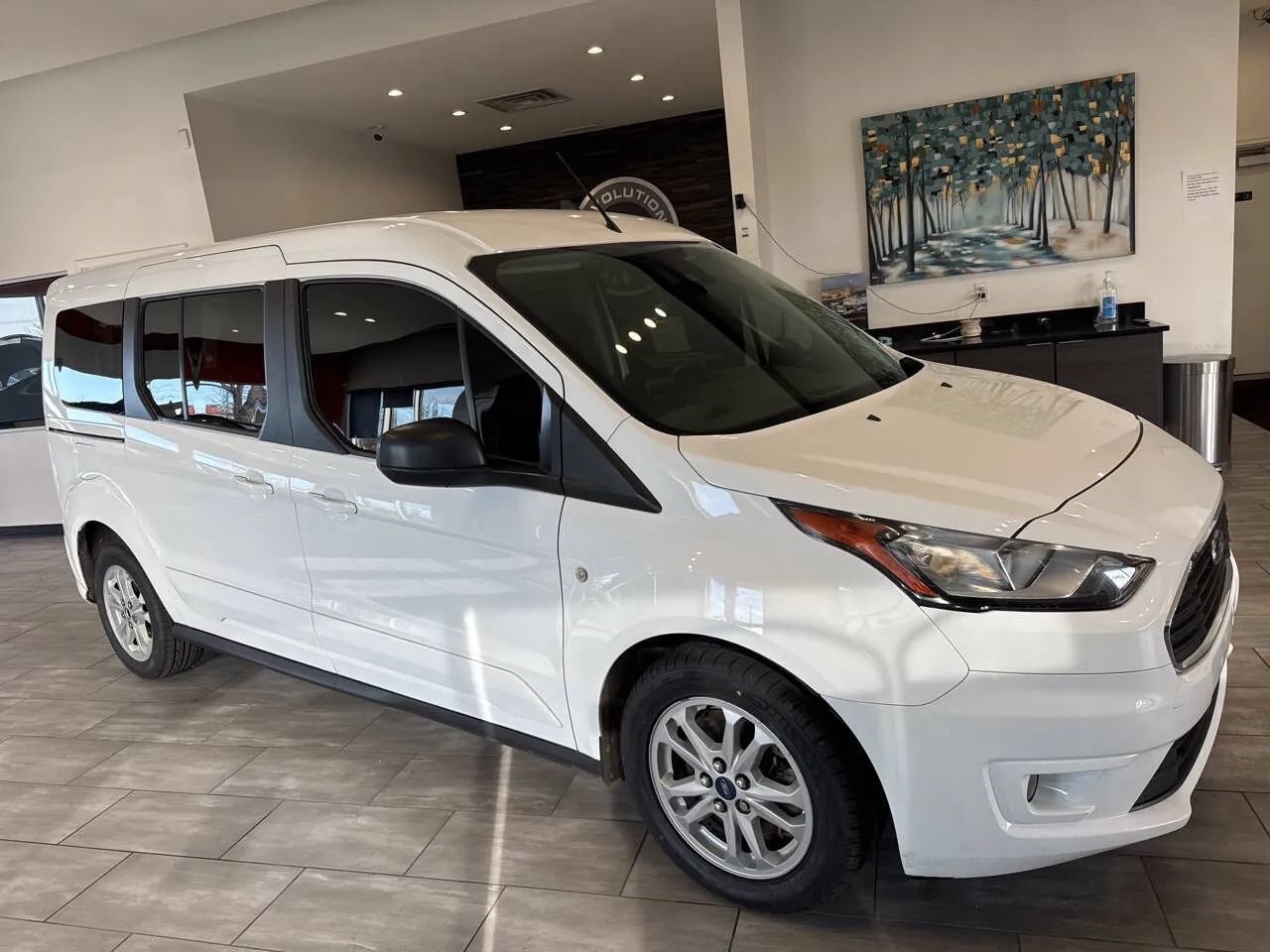 Used 2022 Ford Transit Connect XLT FWD image 4