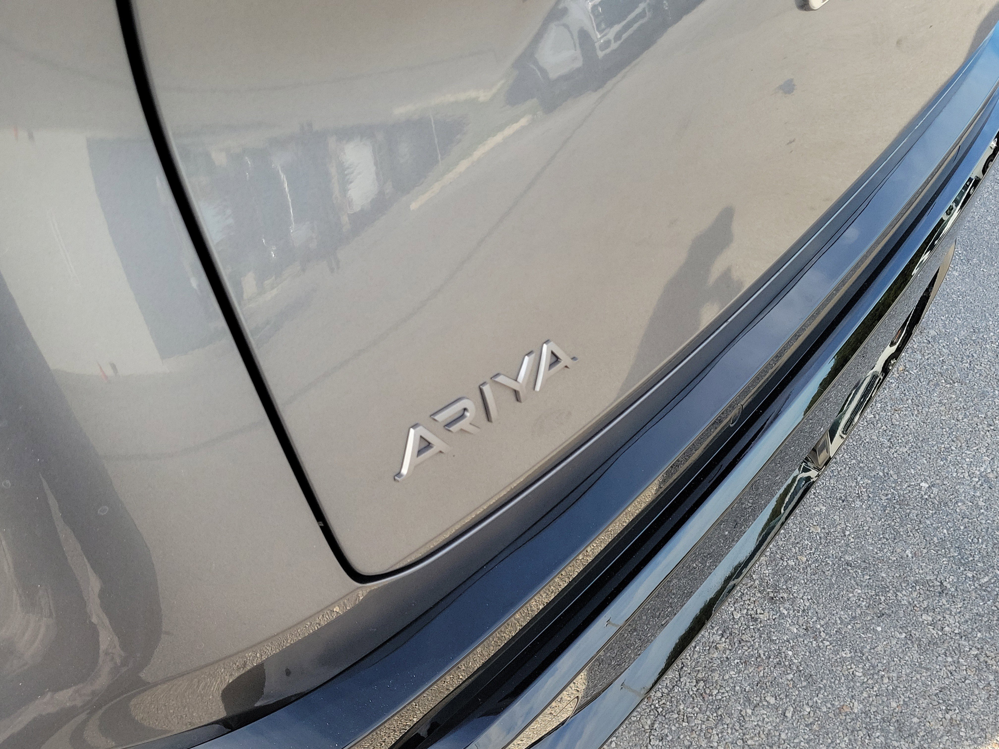 Certified 2023 Nissan Ariya FWD image 28