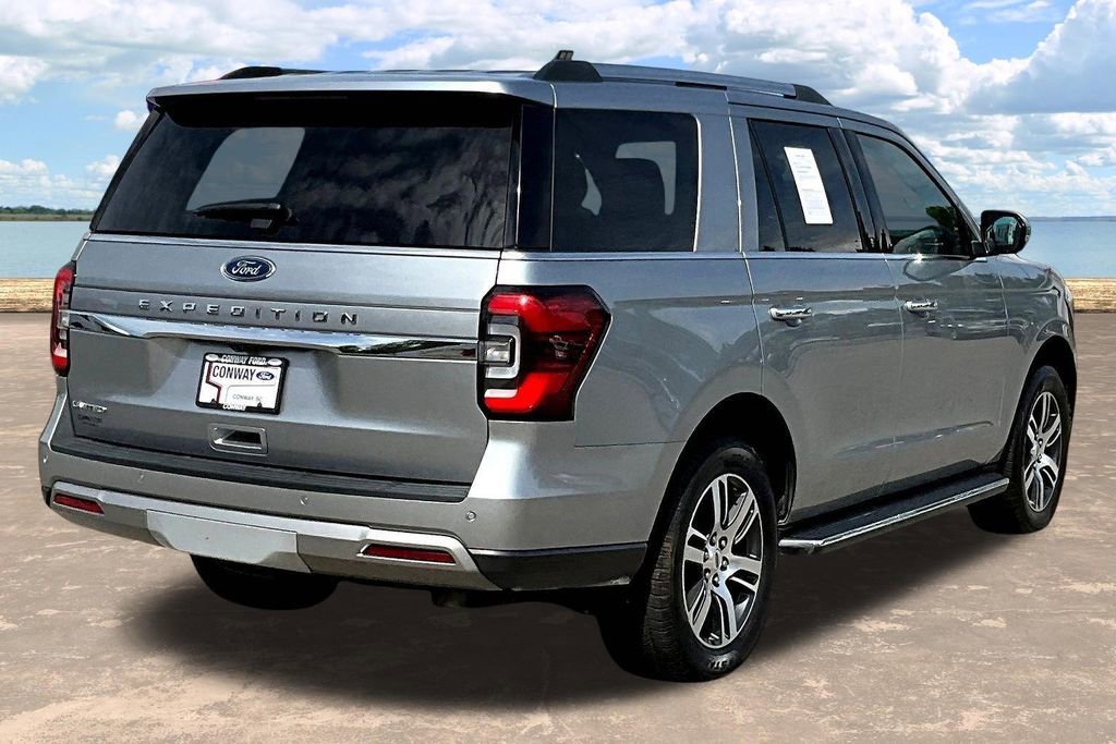 Used 2022 Ford Expedition Limited AWD/4WD image 8