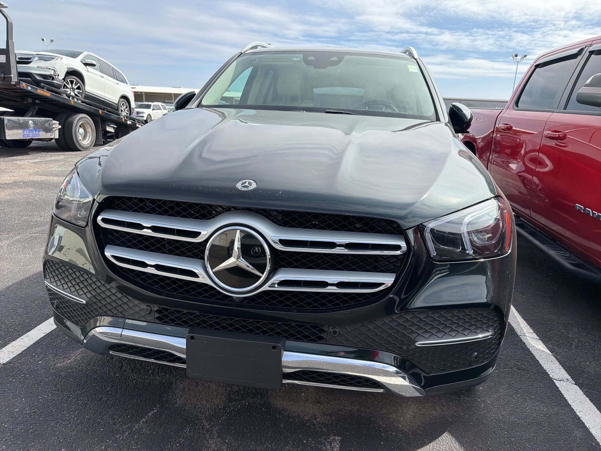 Used 2021 Mercedes-Benz GLE 350 4MATIC image 2