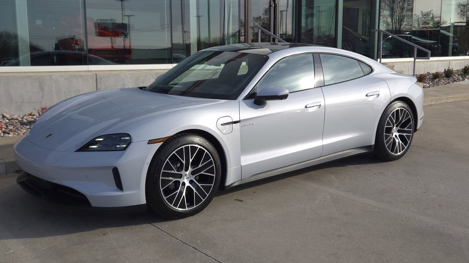 New 2025 Porsche Taycan