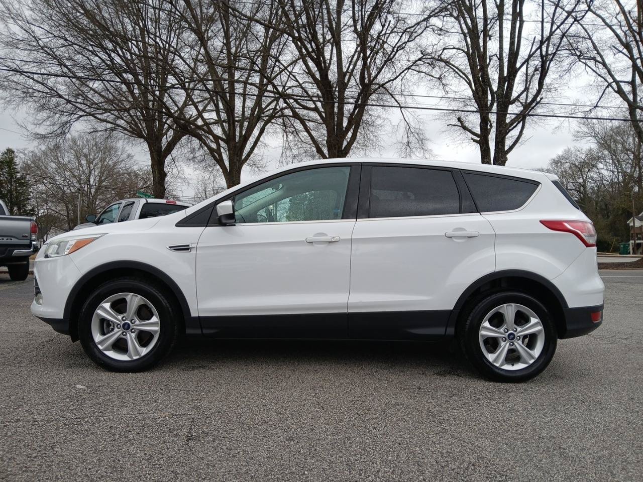 Used 2016 Ford Escape SE