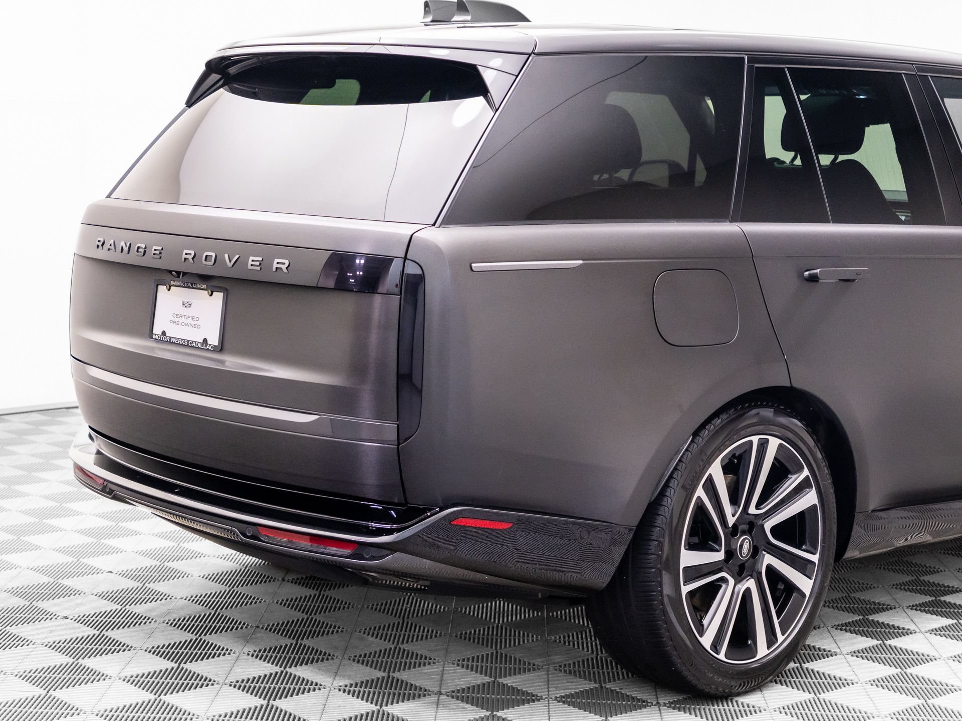 Used 2023 Land Rover Range Rover Autobiography AWD/4WD image 36
