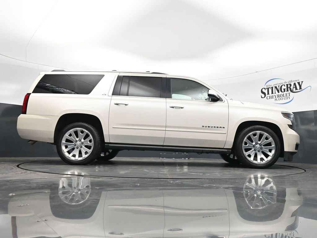 Used 2015 Chevrolet Suburban LTZ RWD image 24
