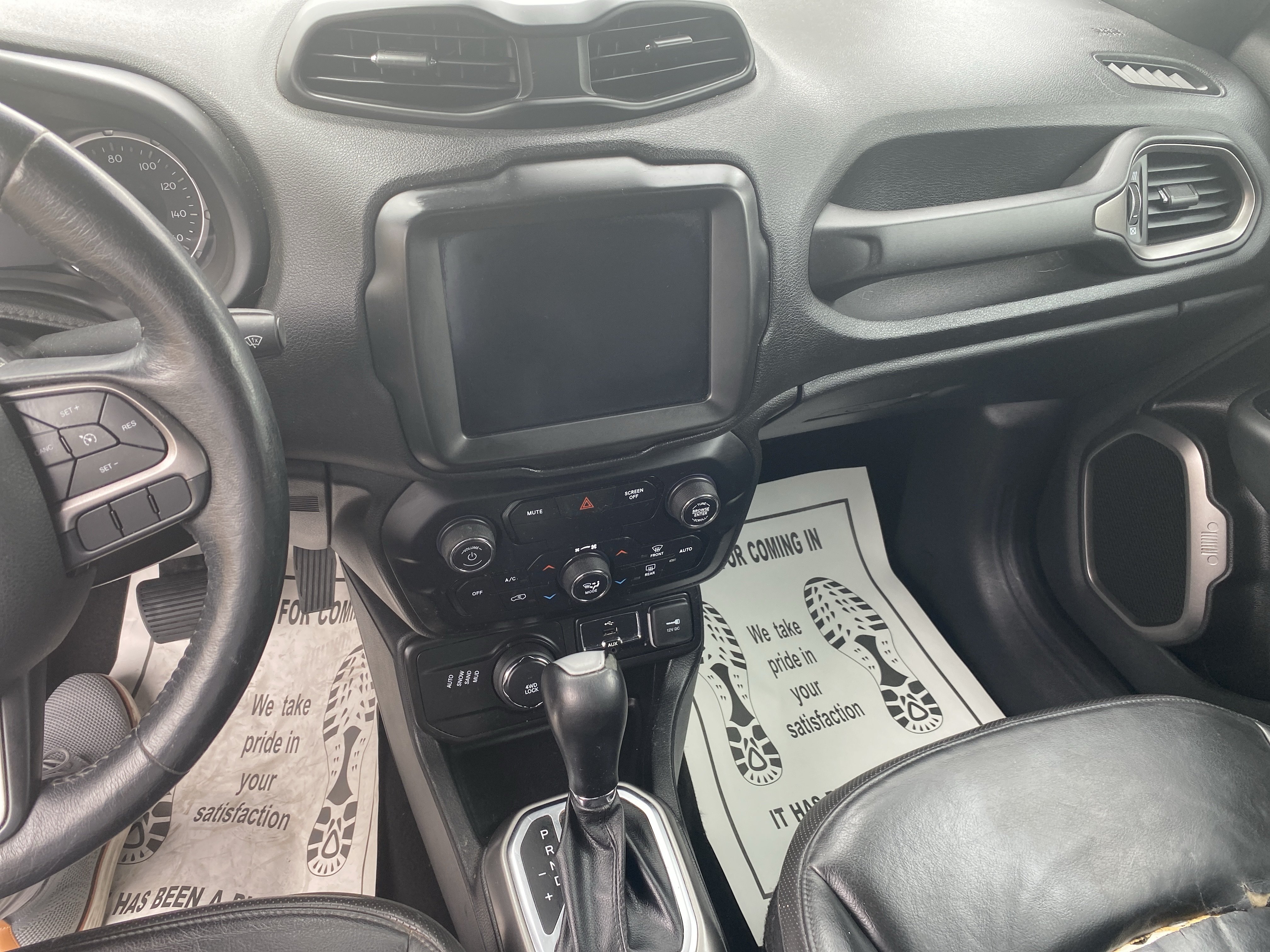 Used 2020 Jeep Renegade Altitude AWD/4WD image 17