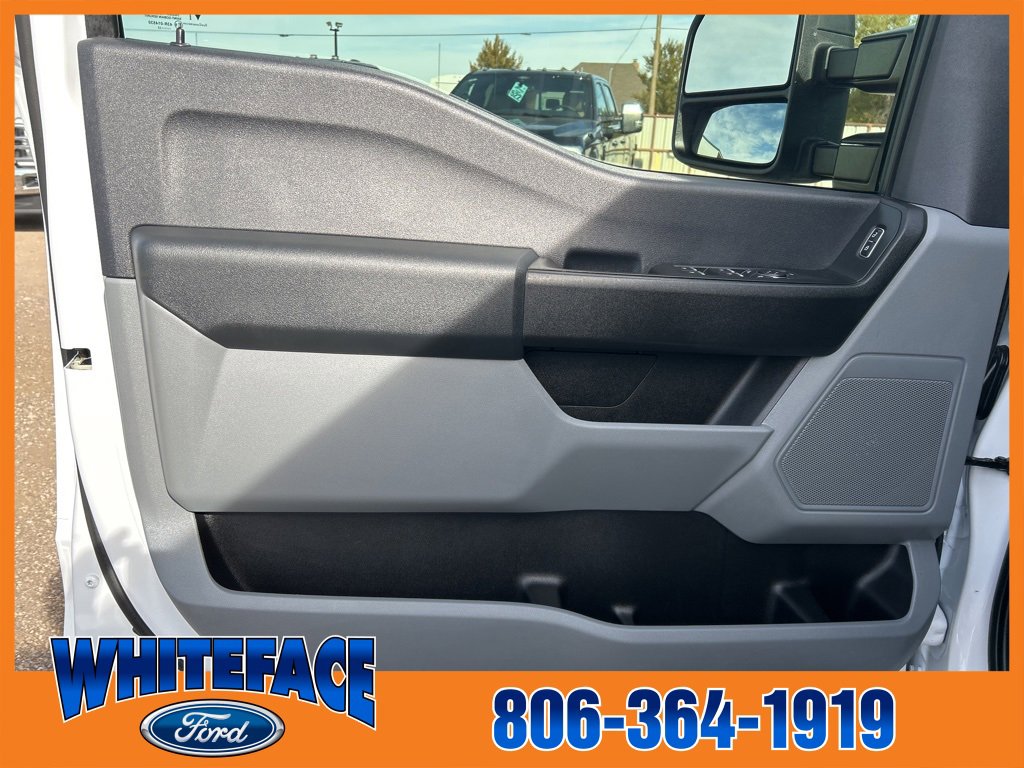 Used 2023 Ford F250 XL image 12