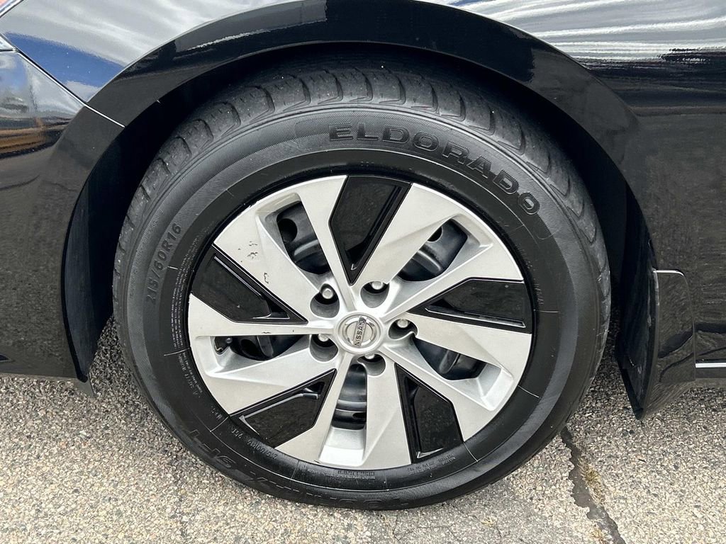 Used 2019 Nissan Altima 2.5 S AWD/4WD image 9