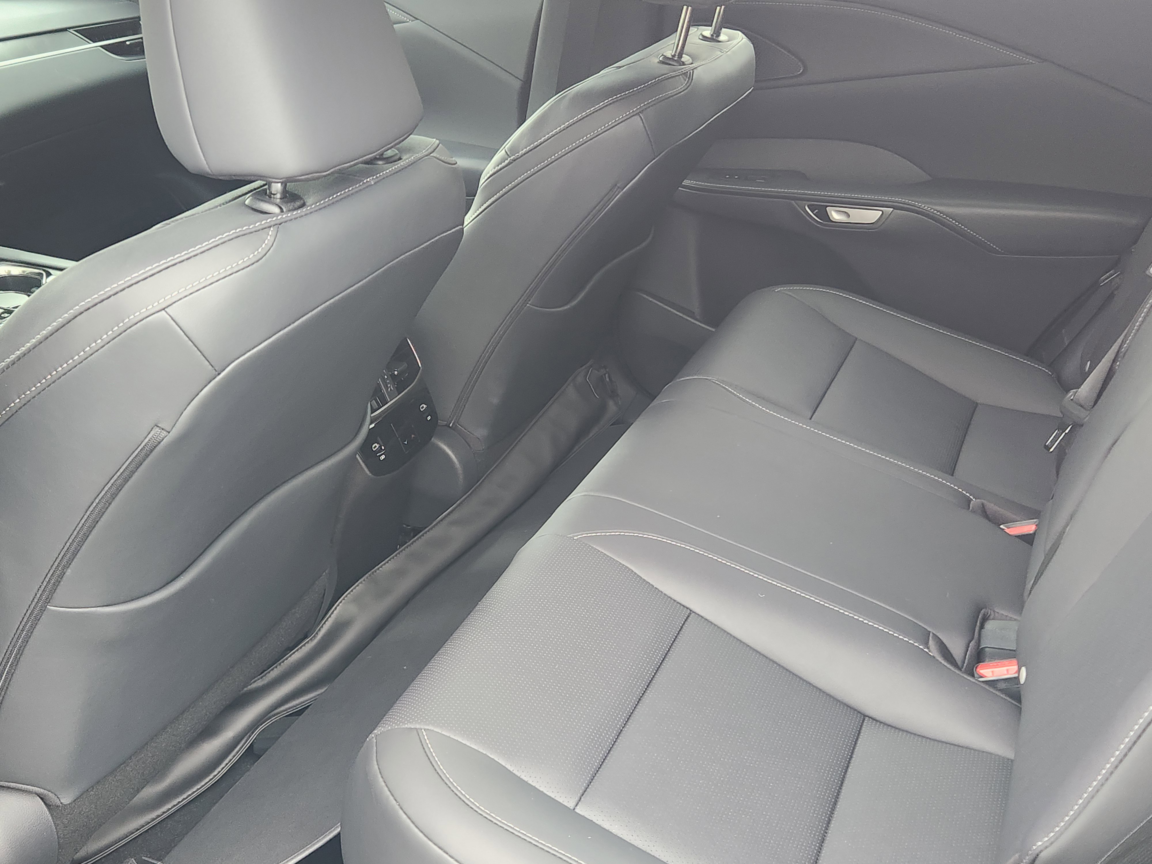 Certified 2025 Lexus RX 350 w/ Convenience Package image 15