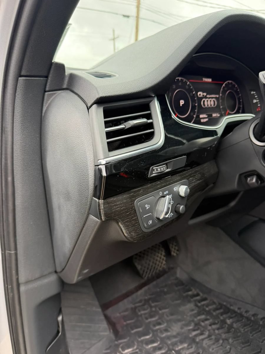 Used 2018 Audi Q7 3.0T Prestige AWD/4WD image 16