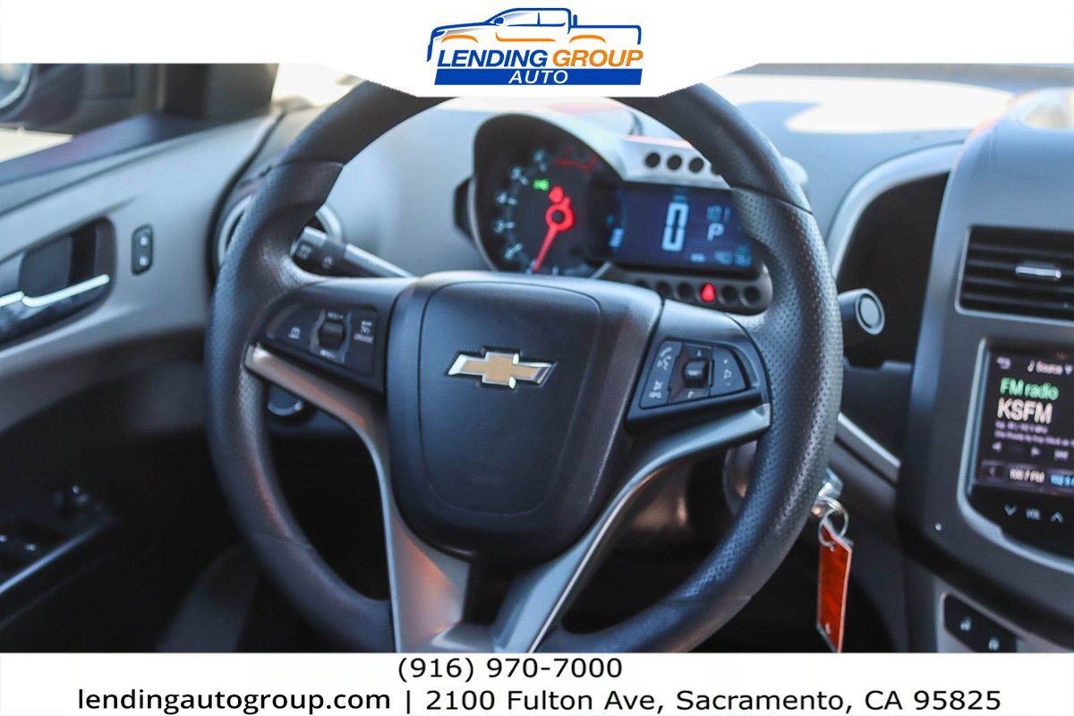 Used 2014 Chevrolet Sonic LT image 13