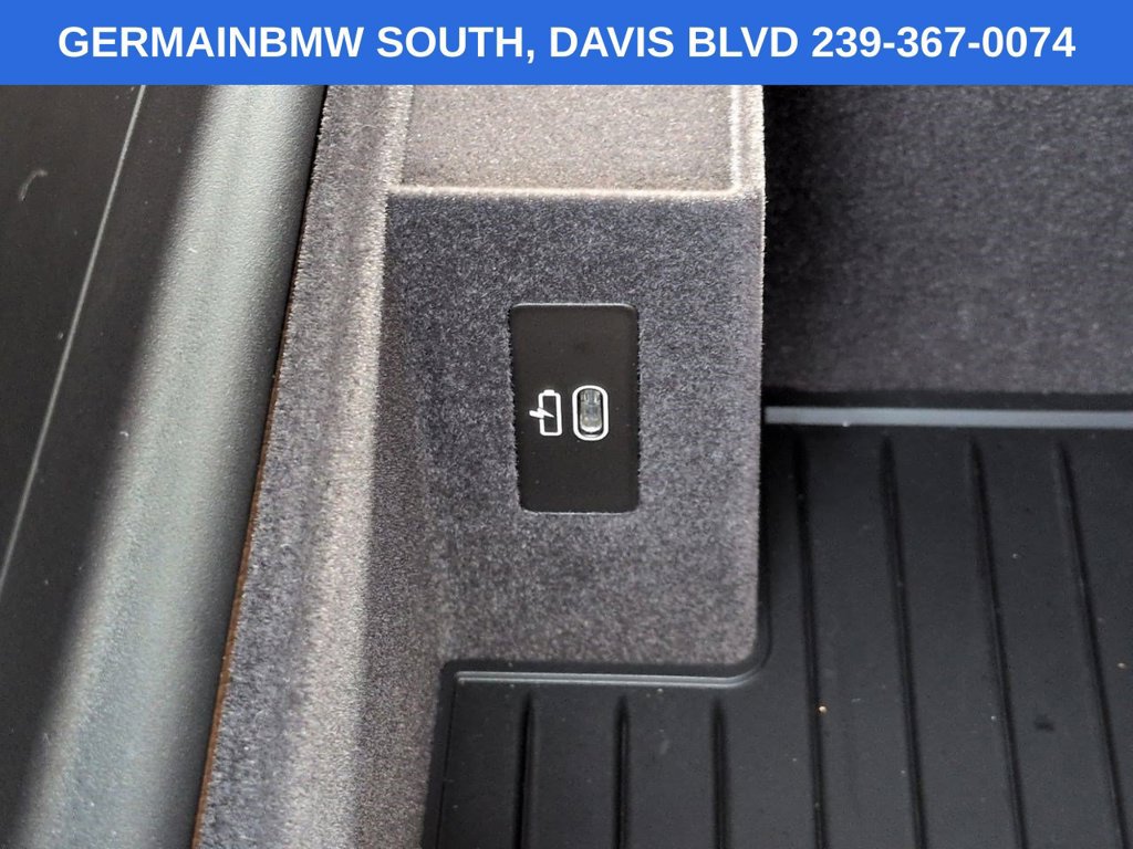 Used 2023 BMW 540i xDrive w/ Executive Package AWD/4WD image 25