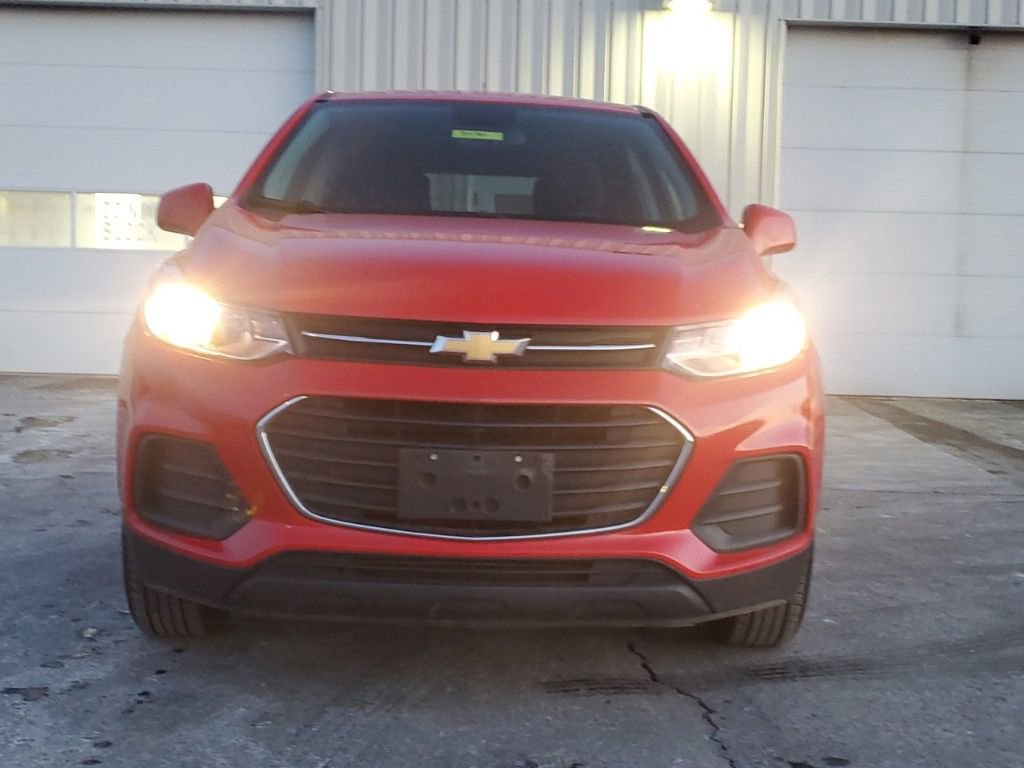 Used 2020 Chevrolet Trax LS w/ Tint and Cruise Package image 2