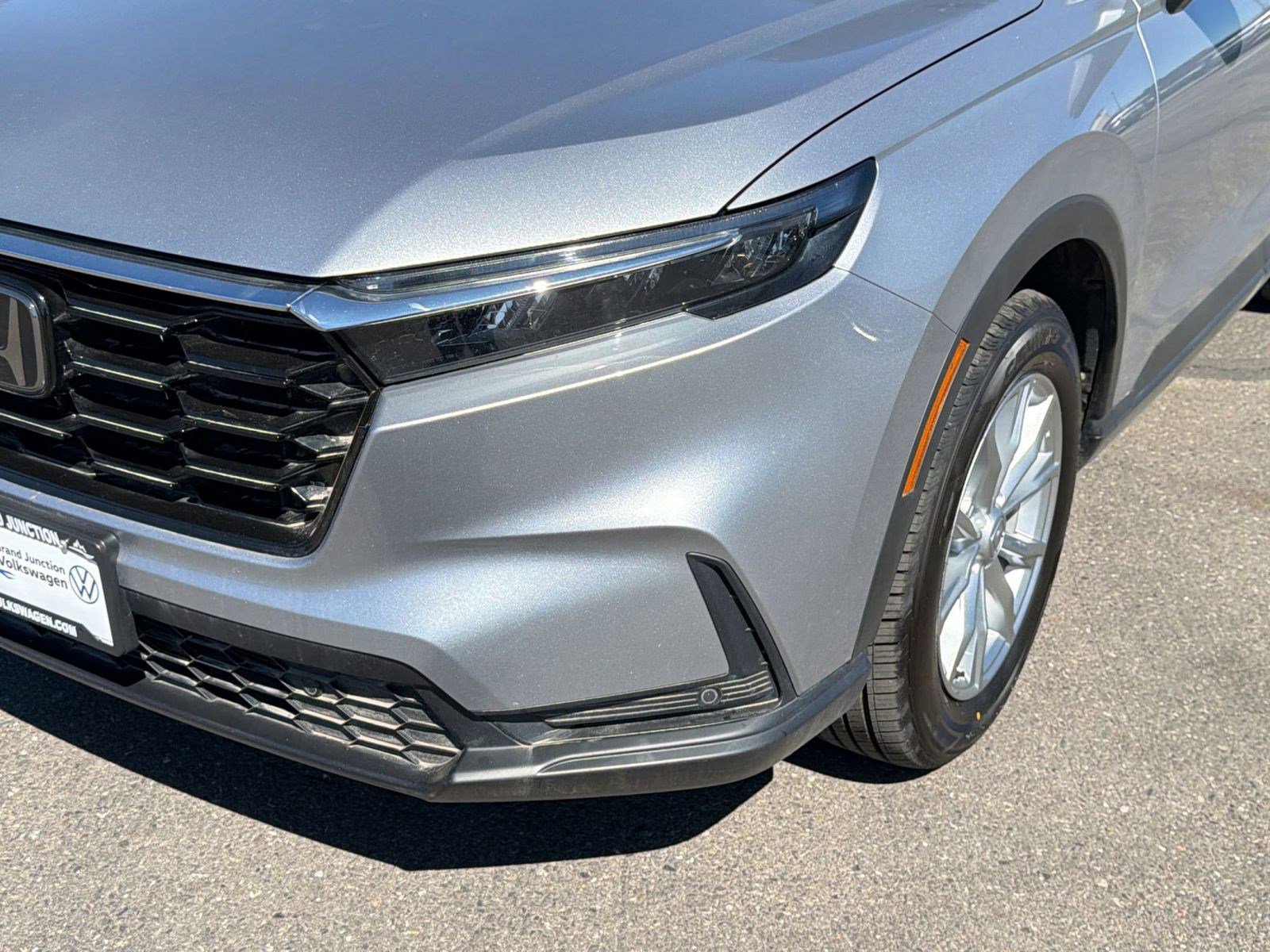 Used 2025 Honda CR-V EX-L image 11