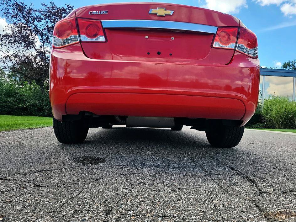 Used 2016 Chevrolet Cruze LS FWD image 13