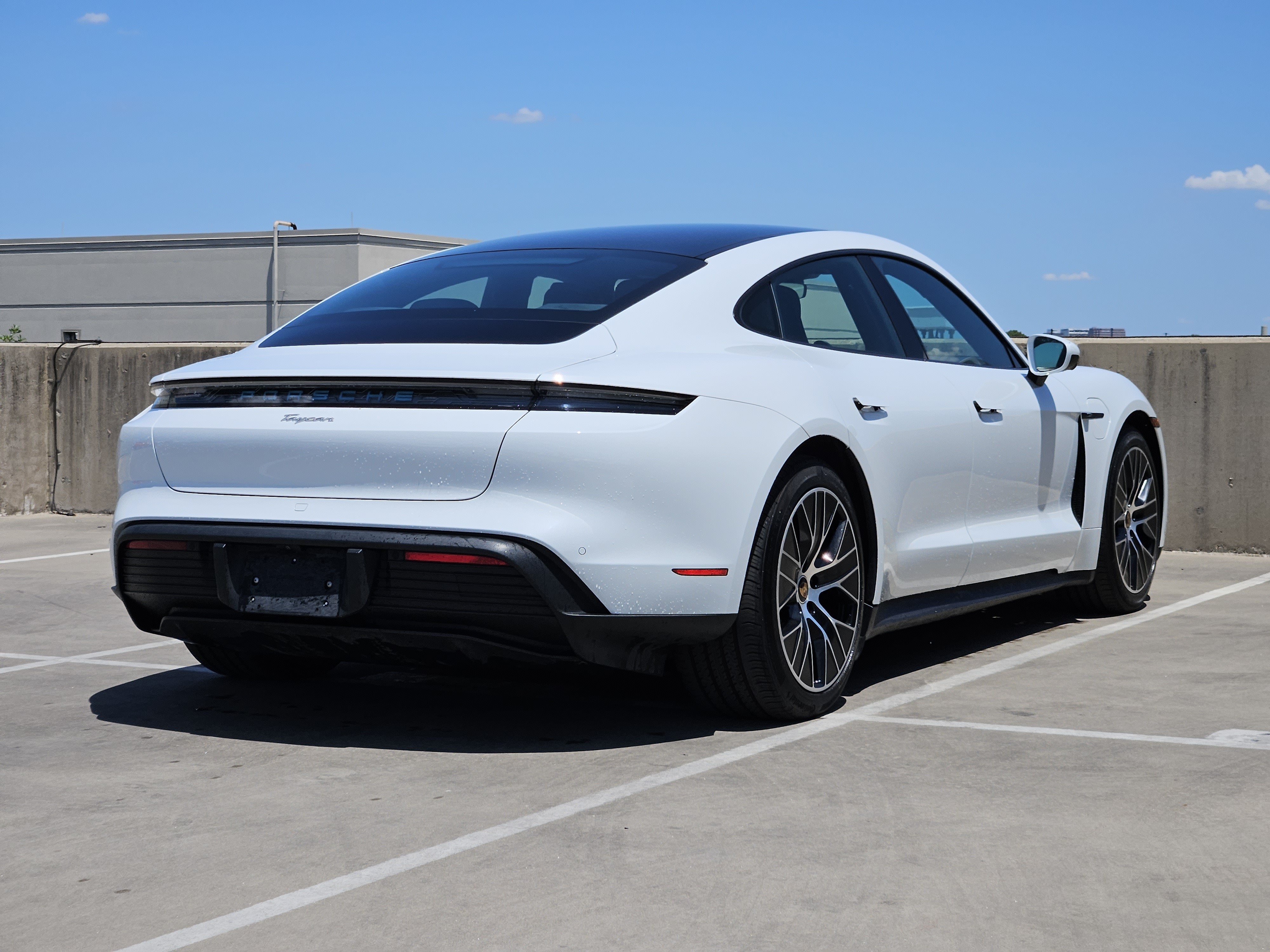 Certified 2022 Porsche Taycan RWD image 8