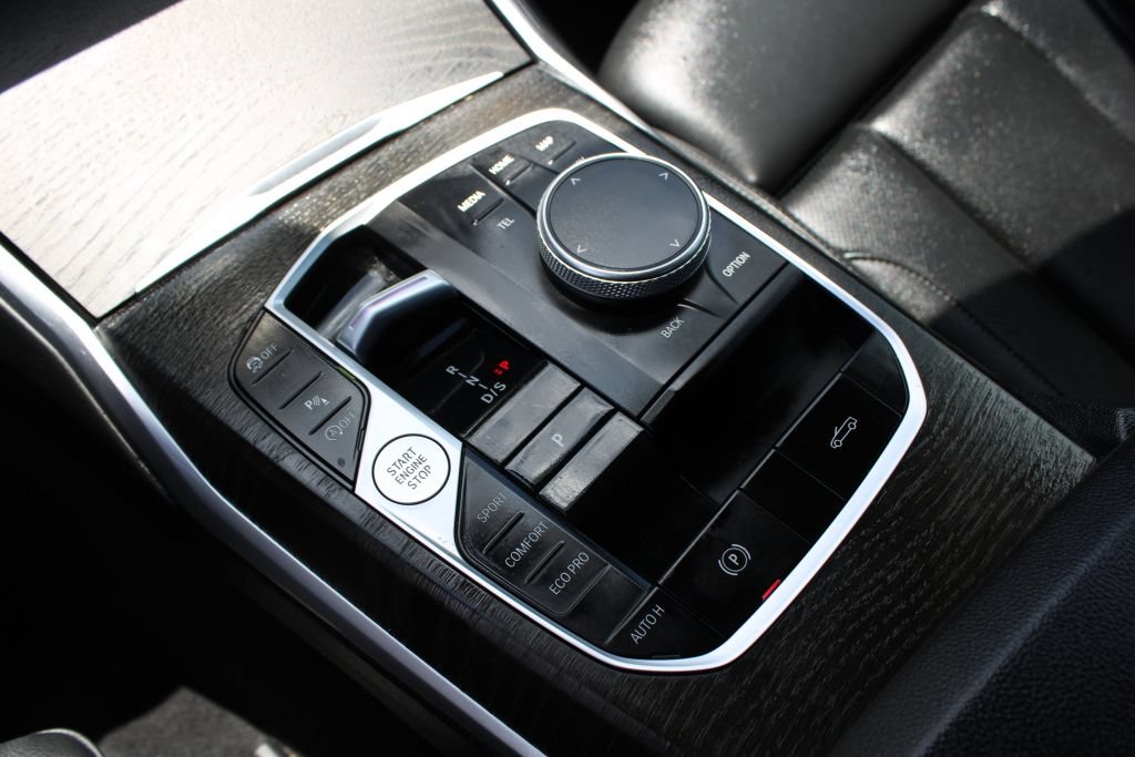 Used 2024 BMW 430i Convertible RWD image 19