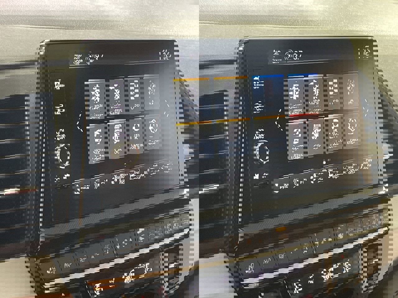 Used 2025 Honda Odyssey Sport-L image 17