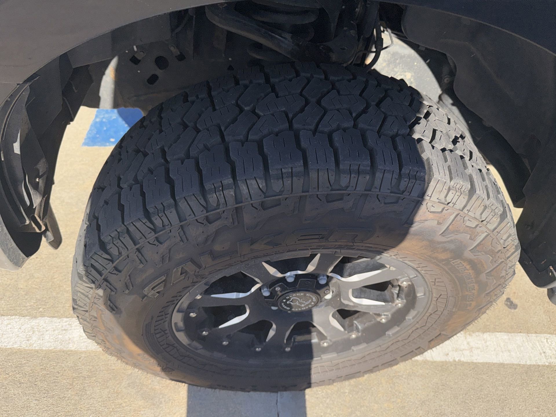 Used 2015 Ford F150 XLT w/ Equipment Group 301A Mid image 16