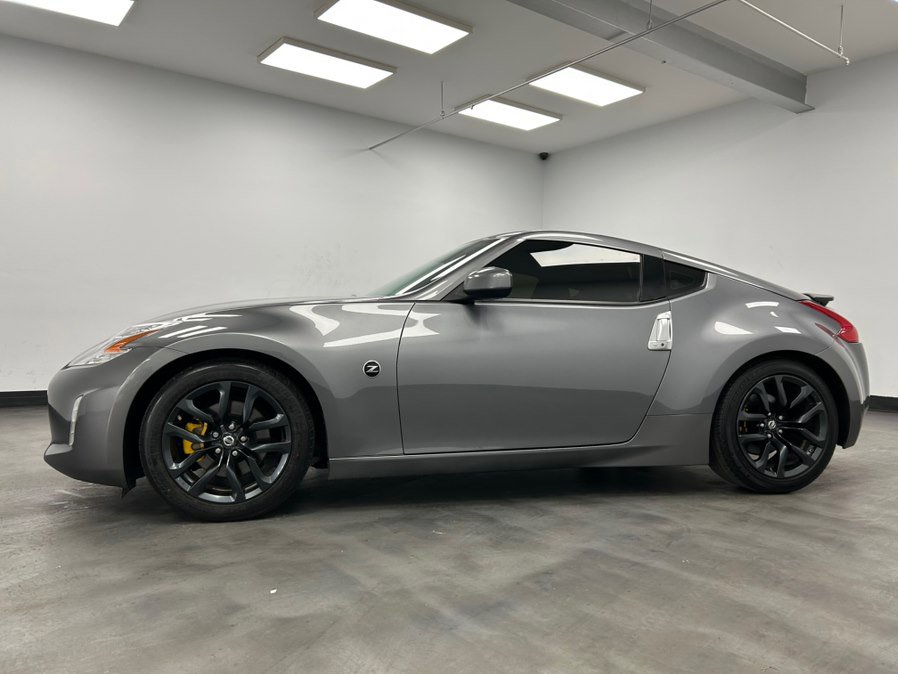 Used 2016 Nissan 370Z Touring Sport image 3