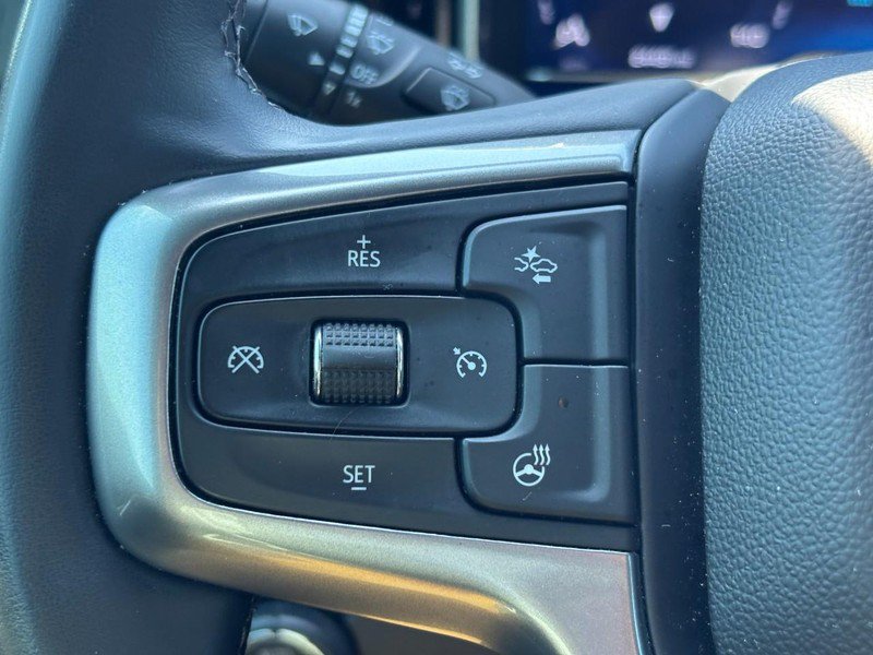 Used 2024 Chevrolet Silverado 2500 LT AWD/4WD image 18