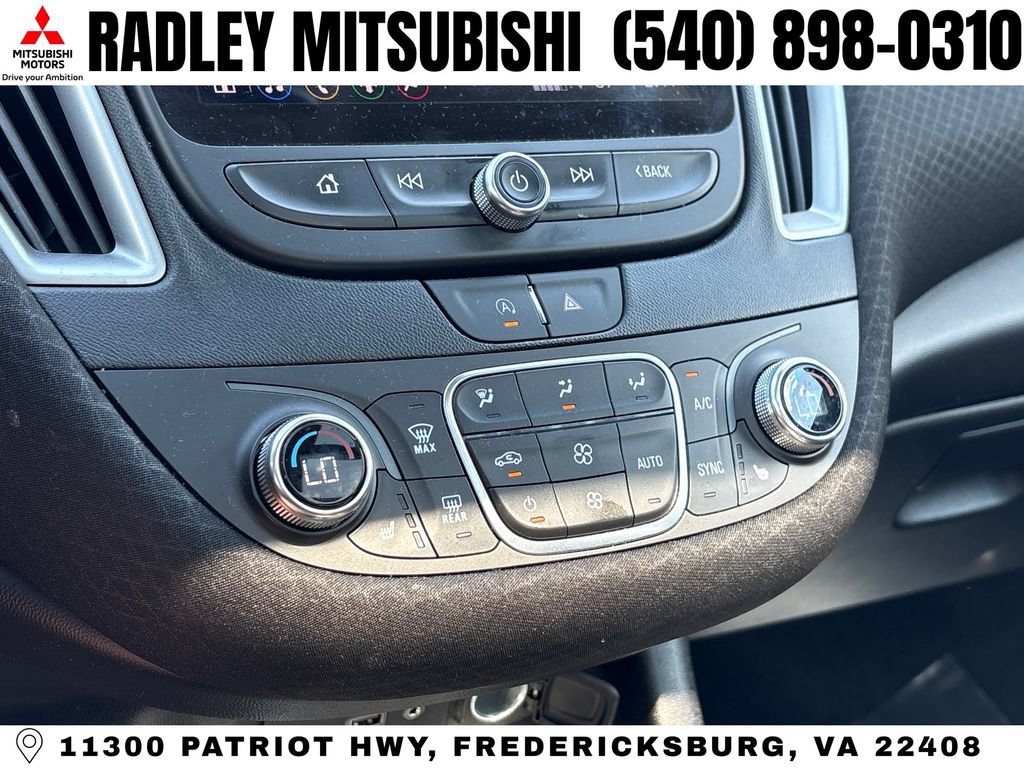 Used 2024 Chevrolet Malibu LT FWD image 10