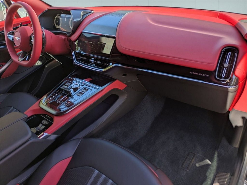 New 2025 Aston Martin DBX 707 image 6