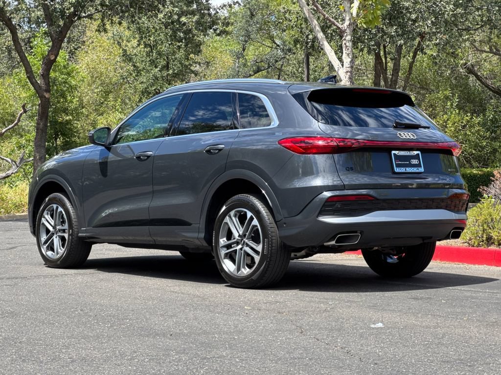 Certified 2025 Audi Q5 Premium w/ Convenience Package AWD/4WD image 9