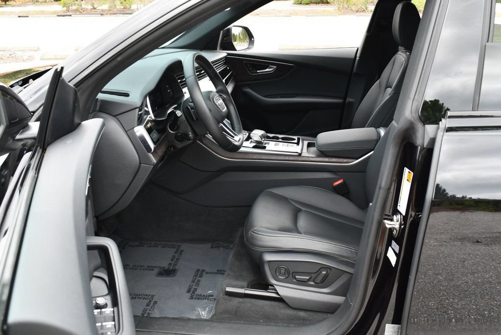 Used 2020 Audi Q8 Premium Plus w/ Premium Plus Package AWD/4WD image 49