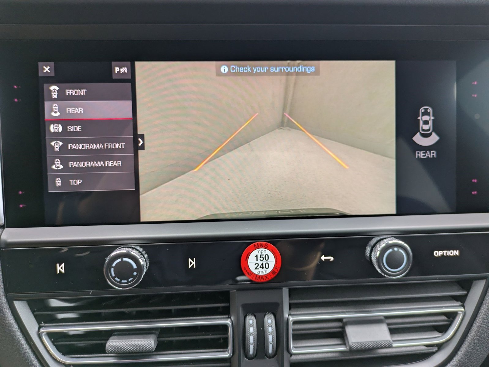 New 2025 Porsche Macan S AWD/4WD image 19
