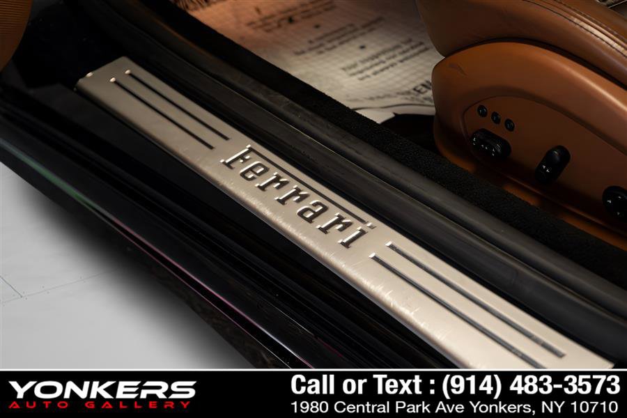 Used 2010 Ferrari California RWD image 70