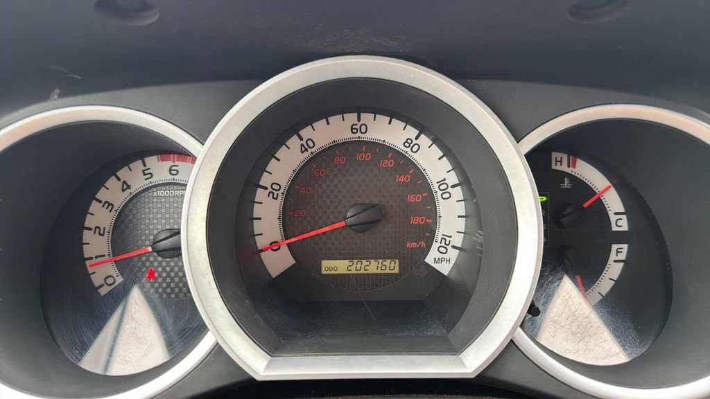 Used 2012 Toyota Tacoma 4x4 Double Cab w/ SR5 Pkg image 31