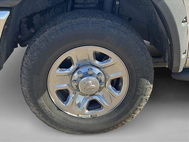 Used 2017 RAM 2500 Tradesman w/ Chrome Appearance Group image 23