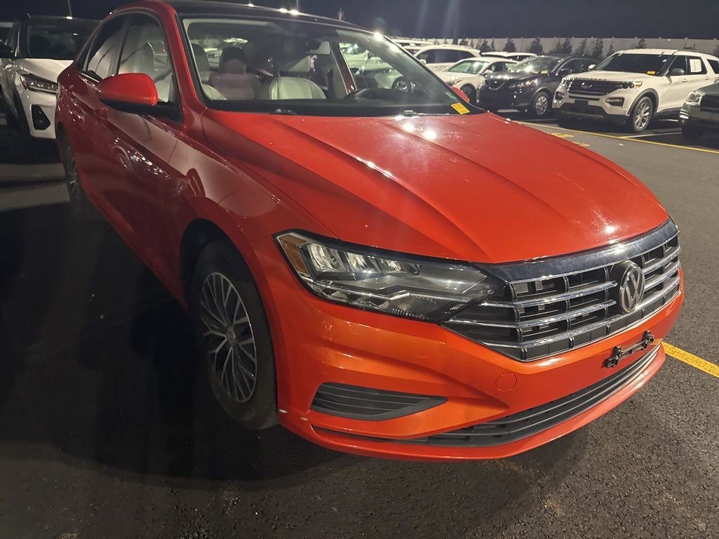 Used 2020 Volkswagen Jetta SE w/ SE Cold Weather Package image 1