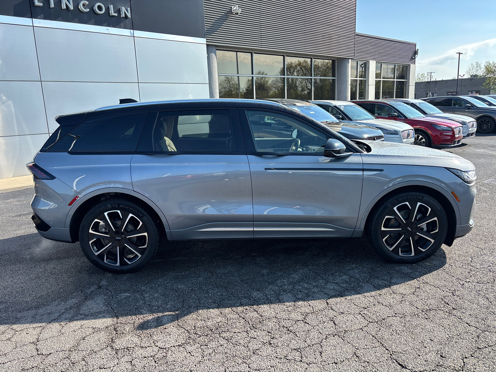 Certified 2024 Lincoln Nautilus Reserve AWD/4WD image 8