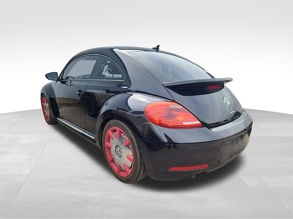 Used 2013 Volkswagen Beetle 2.0T FWD image 4