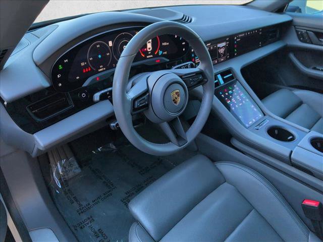 Used 2023 Porsche Taycan 4S image 10