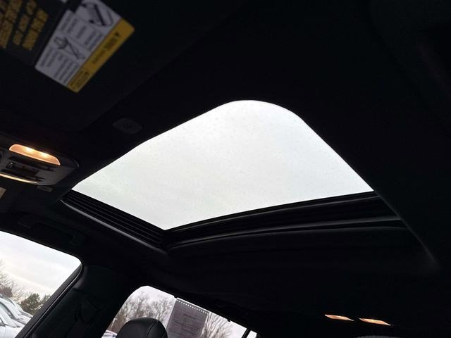 Used 2026 Toyota Highlander XSE image 16