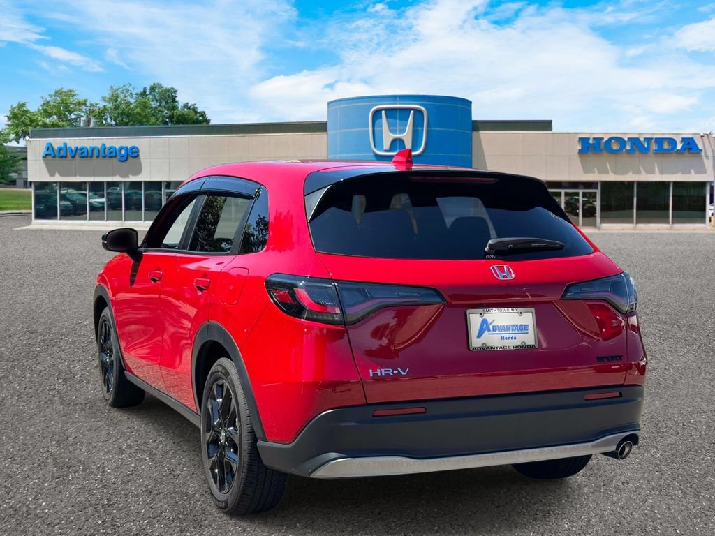 Certified 2025 Honda HR-V Sport image 4