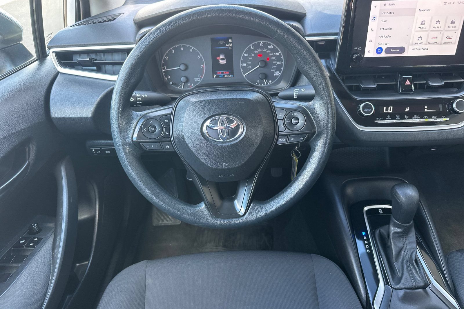 Used 2024 Toyota Corolla LE FWD image 16